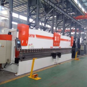 Piegatrice CNC Tandem a 8m