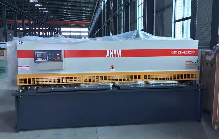 QC12K Yawei 4mm&3mtr metal sheet guillotine shears china factory