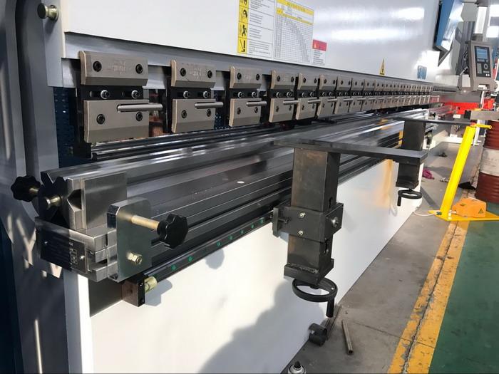 front sheet support Yawei 4m cnc pressbrakes