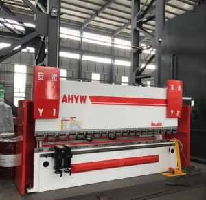 Cina AHYW 100T4M CNC Presse piegatrici a 4 assi