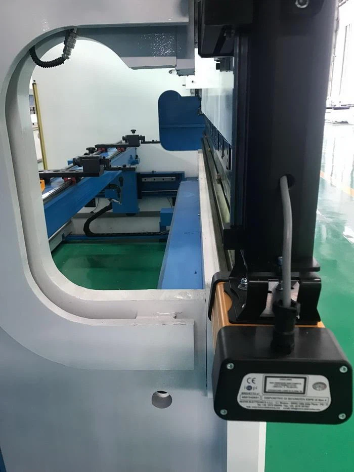 Yawei 3m CNC Press brake ESA S640 touch screen controller  Italy DSP MCS Laser safety controller