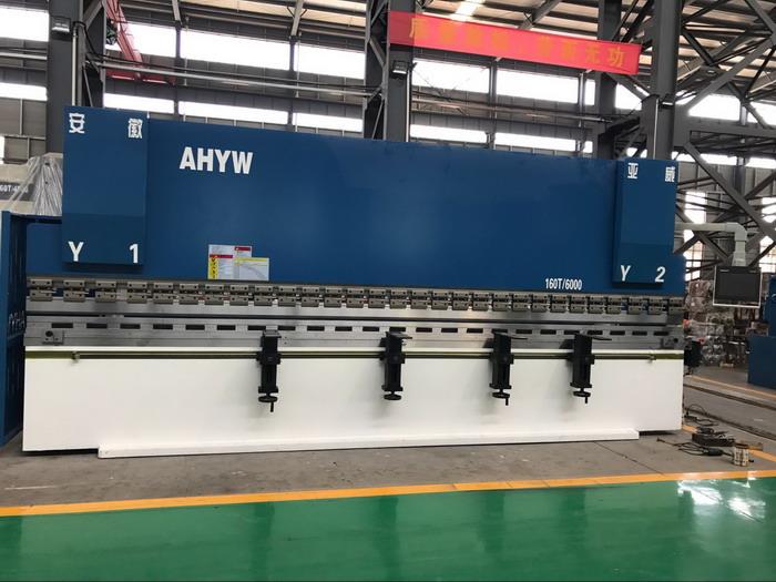 AHYW Yawei 160T6M Pressa piegatrice CNC a 4 assi DA58T