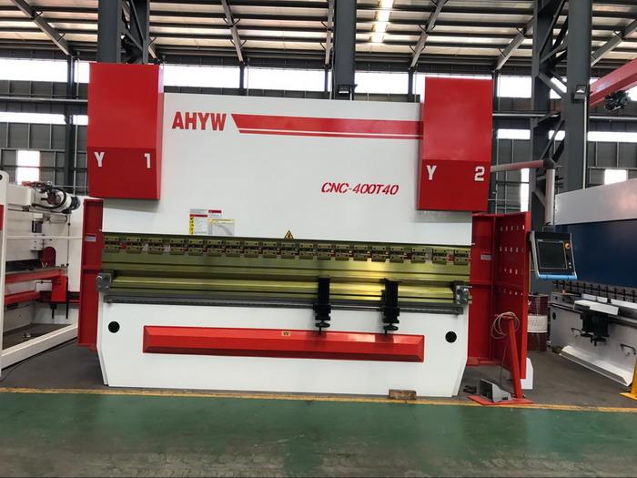 Yawei 400T4M Pressa piegatrice CNC a 6 assi DA66T