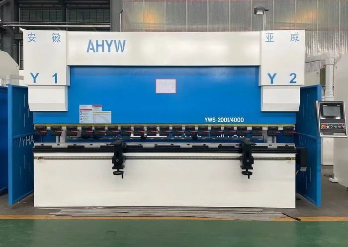 AHYW Yawei 4M 5 assi CNC sincro pressa piegatrice 200T DA53T