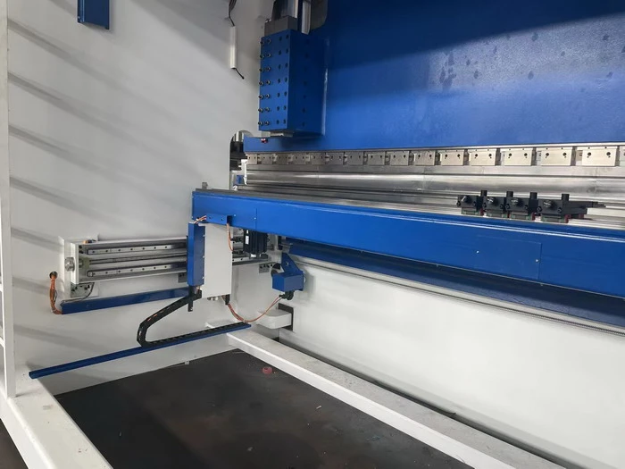 China 600T6M CNC press brake heavy duty bending machine china supplier